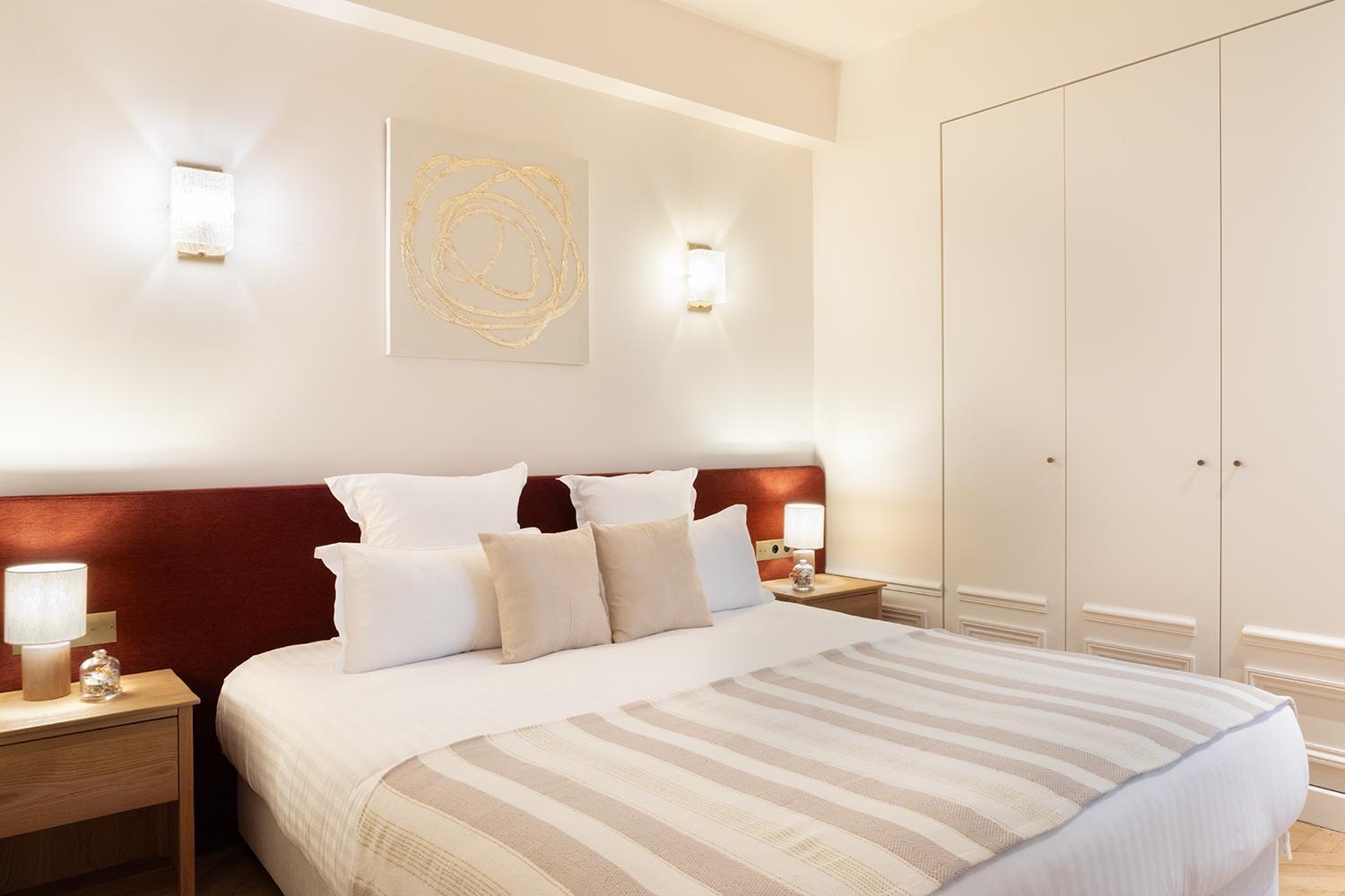 Pick A Flat's Apartements With Services In Louvre - Rue Des Halles Parijs